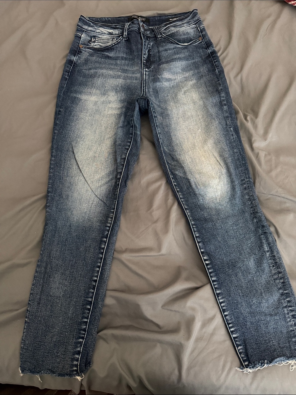 Judy Blue- Washed Blue Straight-Leg Jeans